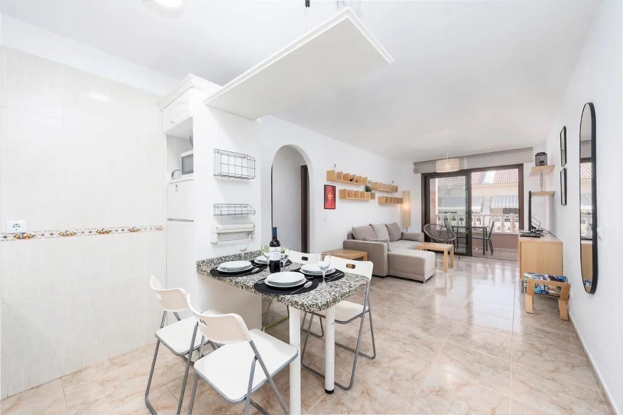 Medano4You Los Viajeros Holiday Home El Médano 0*,